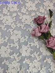 Filato Cording di colore 3D del pizzo del tessuto del cotone legato con corde floreale beige del poliestere
