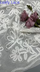 Ricamo a maglia di cotone con disegno floreale tessuto sostenibile a tutta larghezza per la primavera e l'estate