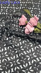 Tissu in metallo con ricamo per abiti da sposa.