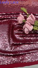 Stoffa ricamata di pacco rosso a foglia per abiti di festa