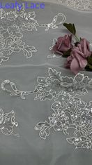Tessuto in pizzo con paillettes ricamate, nuove collezioni per abiti, vestiti e design di moda