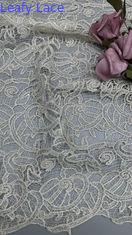 Tessuto in pizzo Chantilly francese 100% poliestere per abiti, vestiti, abiti da sposa bianchi traforati