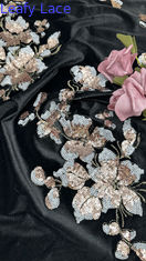 Tessuti di tessuto lussuoso per abiti da sera glamour e creazioni di moda