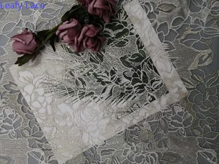 60 yarde di Lurex dell'avorio metallico dello zecchino del tessuto bianco del pizzo