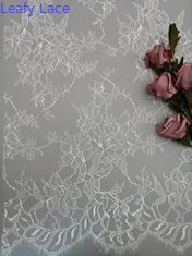 Tessuto floreale bianco 145CM di nylon di Tulle Mesh Fabric Embroidery Soft Lace del pizzo di 100%