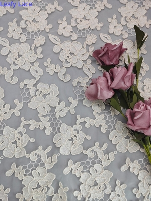 Filato Cording di colore 3D del pizzo del tessuto del cotone legato con corde floreale beige del poliestere
