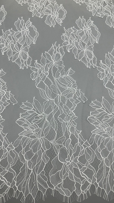 Leggere 100% Nylon Francese Chantilly Filato Merletti Con Disegno Floreale Per Abiti Donne