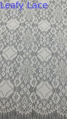 Fabbrica di ricami a foglia di pizzo Elegante bianco per abito da sfilata