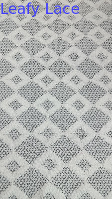 Merletti bianchi 100% di cotone tessuto di merletti a buco ricamato tessuto di merletti a maglia tessuto di merletti per occasioni