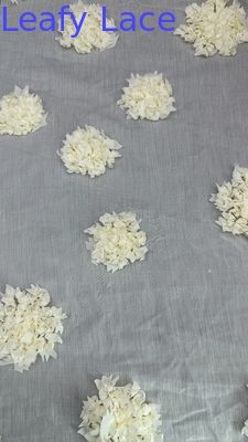 Tessuto a maglia di tulle a foglia tessuto a pizzo ricamato tessuto floreale a respiro a maglia a foglia per costumi