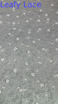 Tessuto di pizzo bianco francese Chantilly Pizzo di lusso per abiti da sera e abiti da couture