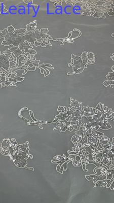 Tessuto in pizzo con paillettes ricamate, nuove collezioni per abiti, vestiti e design di moda