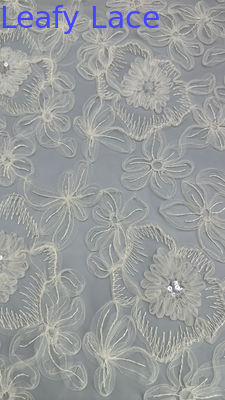 Tessuto in pizzo plissettato floreale bianco a rete per abiti da sera, ricamo intricato di alta qualità, abiti da sposa