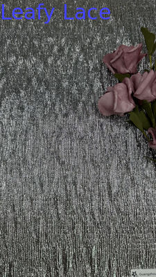 Tessuto in pizzo metallico color argento Cobra per abiti da sera, feste e matrimoni di lusso