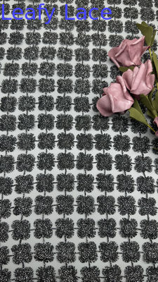 Tessuto in pizzo metallico ricamato nero, vuoto, scintillante, traspirante, per abiti da sposa