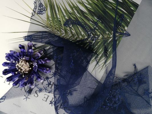 Gli animali di mare della marina hanno ricamato il tessuto del pizzo di Mesh Lace Fabric Wedding Gown