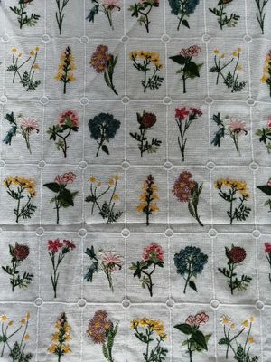80 yarde del cotone 9 del tessuto floreale del pizzo ricamato colori 3D