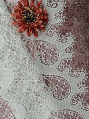 Tessuto del pizzo del Cutwork del Cutwork