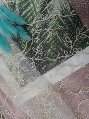 Pizzo floreale del tessuto di Dot Embroidery Flocking Flocked Mesh di Polka