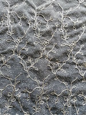 Pizzo floreale del tessuto di Dot Embroidery Flocking Flocked Mesh di Polka