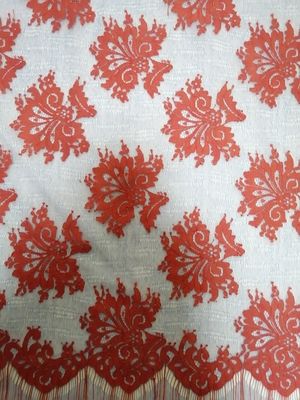 Bordo rosso Mesh Fabric ricamato floreale del pettine del ciglio