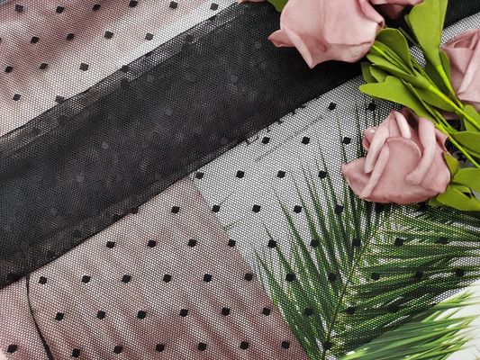 Tessuto nero del pizzo di Dot Elastic Mesh Soft Stretch di Polka