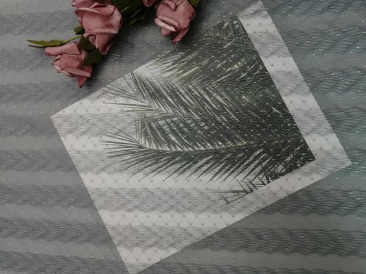 Tessuto del pizzo di Grey Polyester Crinckle Mesh Pleated per il vestito dalla bambina