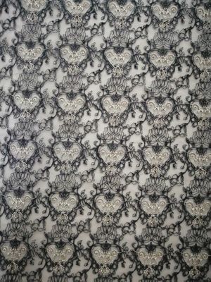 Tessuto ricamato in rilievo di lusso delicato nero del pizzo di 125CM