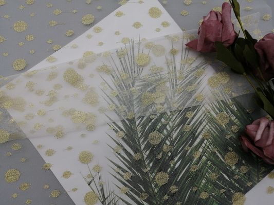 Tessuto del pizzo di Dot Metallic Lace Fabric White dell'oro per i vestiti da sposa