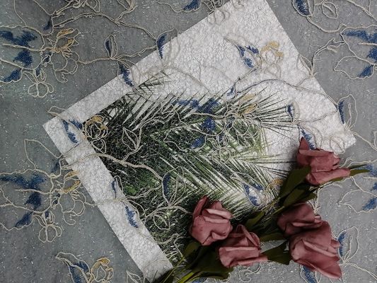 Tessuto ricamato floreale di Lurex Tulle