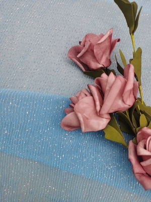 Il tessuto di Bule Dot Tulle Mesh Foil Printed ha pieghettato il tessuto del pizzo