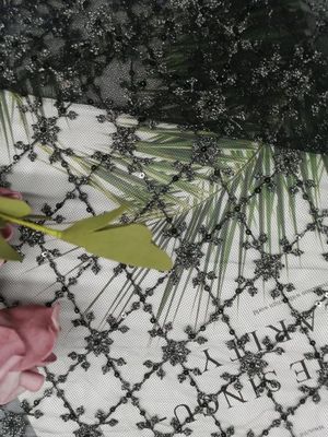 Articoli della lettiera del ODM Tulle Mesh Sequin Embroidered Fabric For